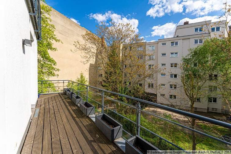 Terrasse im zweiten OG